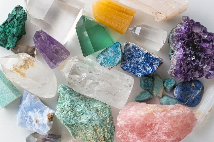 How Crystals Are Used: Healing, Energy, Cleansing & Intention Crystals can be used in healing, personal energy, cleansing, and intent towards a personal goal.